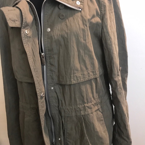 jacket - Picture 3 of 8